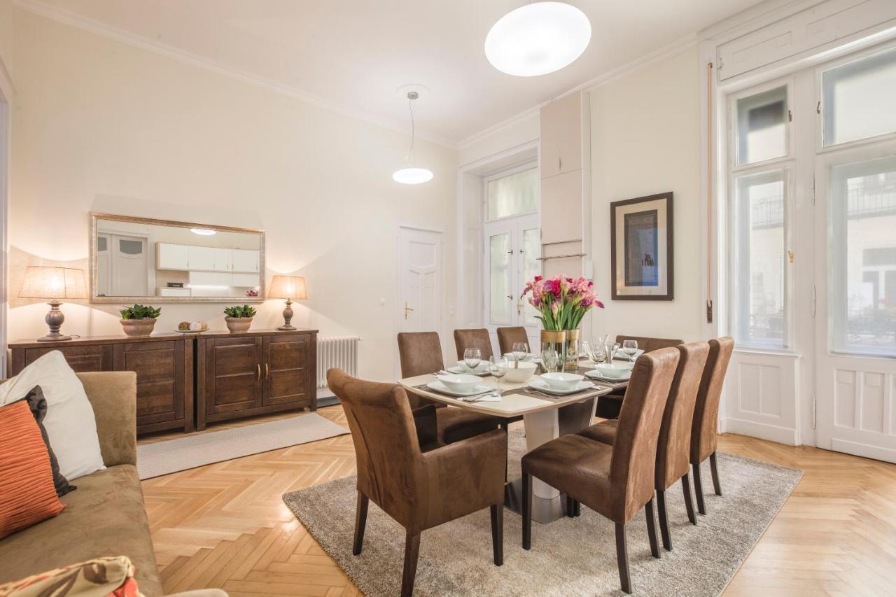 Modernized Unique Huge Central Apartment On 135Sqm Budapeşte Dış mekan fotoğraf